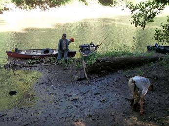2012 River Cleanup photo 2